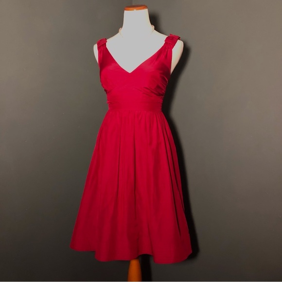 Hitherto Dresses & Skirts - Hitherto Silk 1950s style cocktail dress from Anthropology